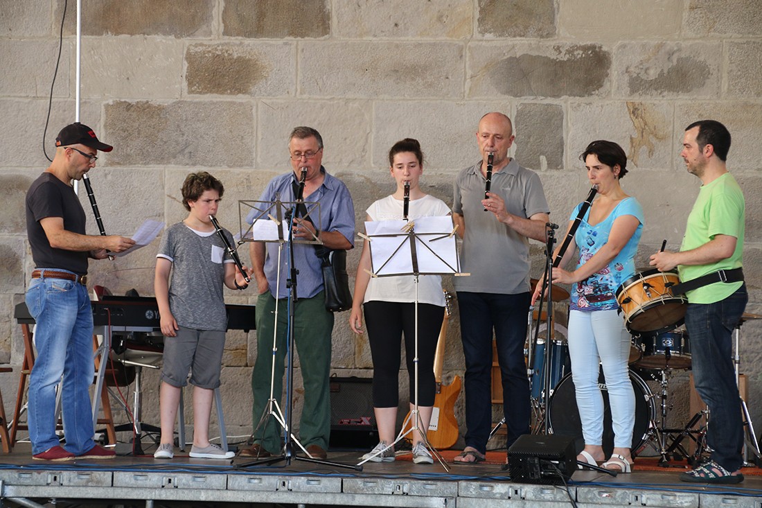 Ate irekiak, kontzertuak eta tailerrak, Soraluzeko Musika Eskolaren eskutik