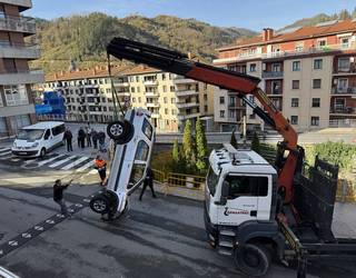 Garabi batekin atera dute zapatuan San Roken istripua eduki zuen autoa