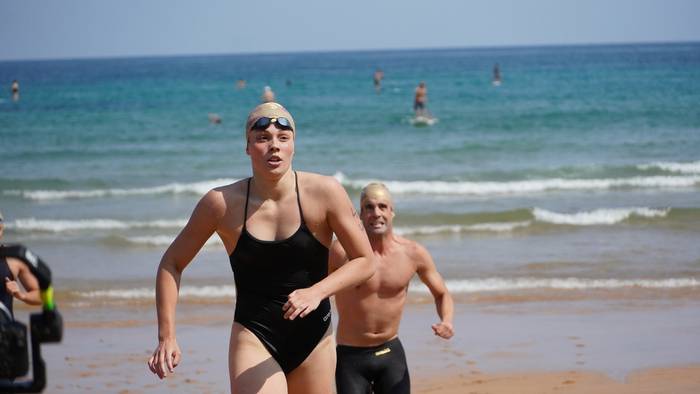 Paula Calvo txapeldunorde Getaria-Zarautz itsas zeharkaldian