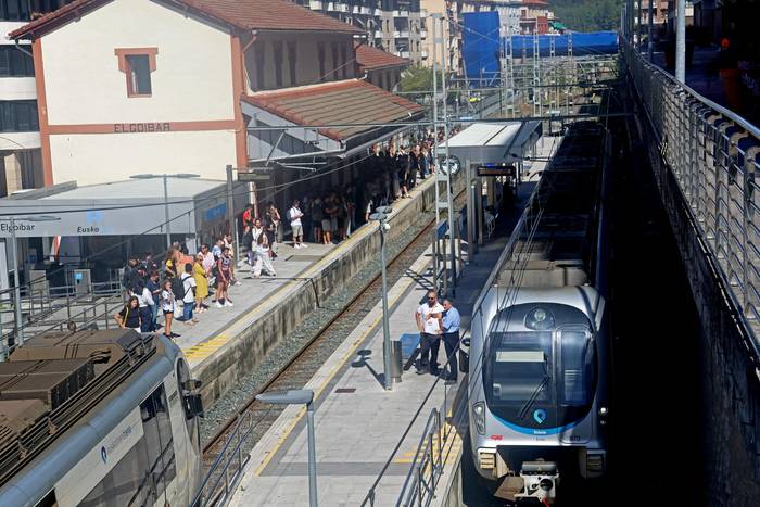 Elgoibarko geltokiko trenbidea modernizatzeko lanak egingo dituzte urte bukaerara bitartean