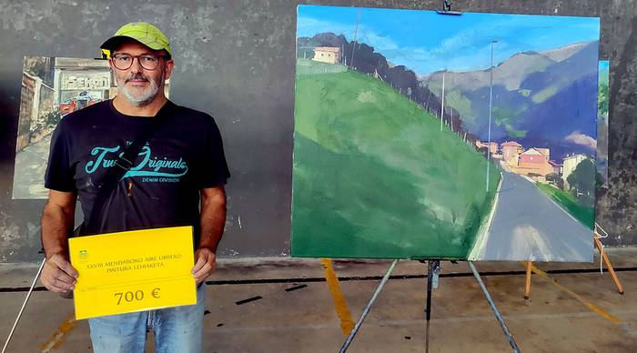 Jose Reyes leioarrak irabazi du Mendaroko aire libreko margo lehiaketa