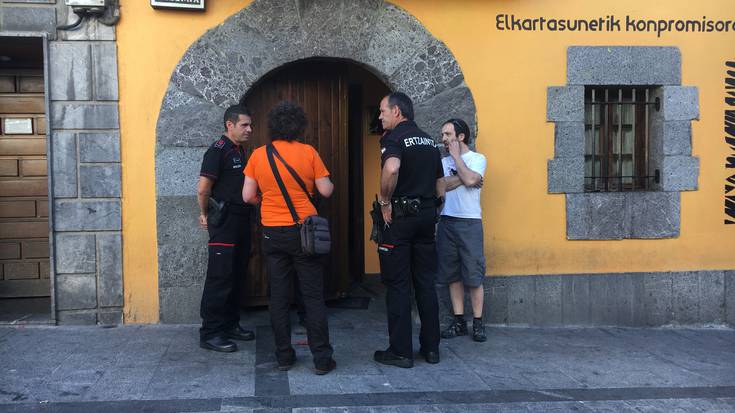 Lapurreta egin dute Arrano tabernan