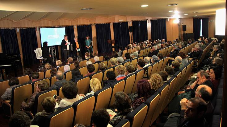 'Etxean Bizi' programa pilotua gertutik ezagutzeko aukera izan zuten elgoibartarrek