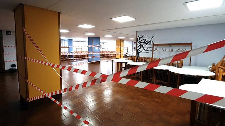 Jubilatuen Biltokiko taberna berriro ere zabalik, mugekin bada ere