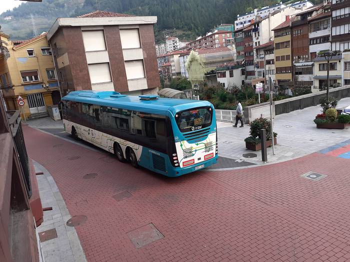 Autobus zerbitzu bat gehiago Donostiara joateko