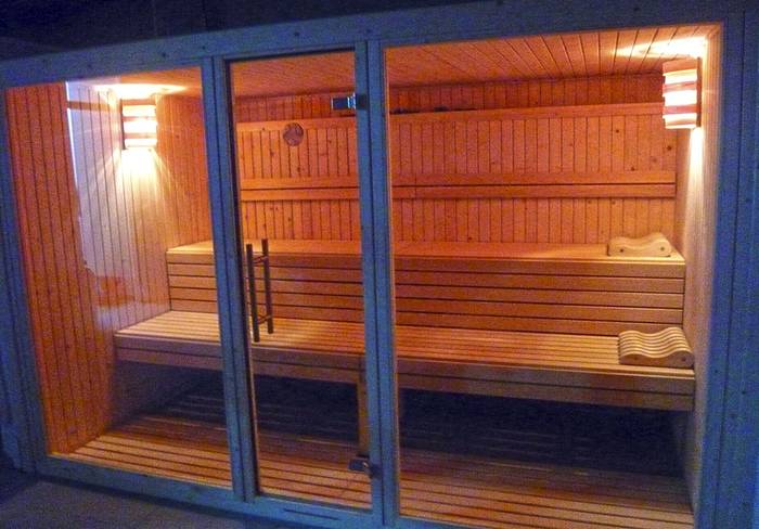 Berriro irekiko dituzte Olaizaga kiroldegiko sauna lehorrak