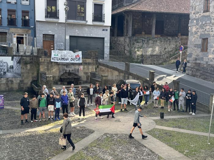 Gaur elkarretaratzea, datorren astean Palestinaren aldeko lanuzteak eta greba daude deituta