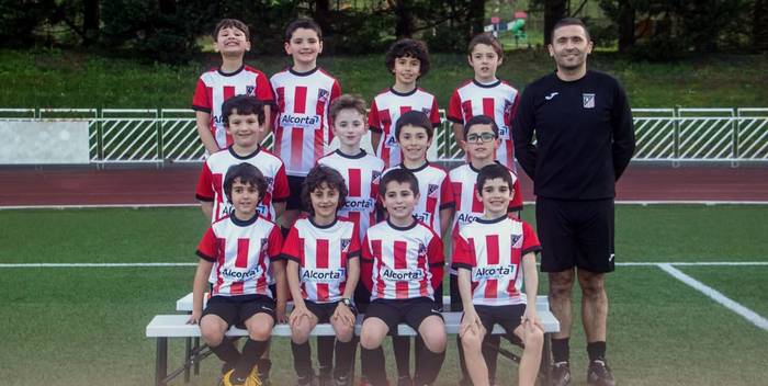 Zabalik dago Futbol Eskolan izena emateko epea