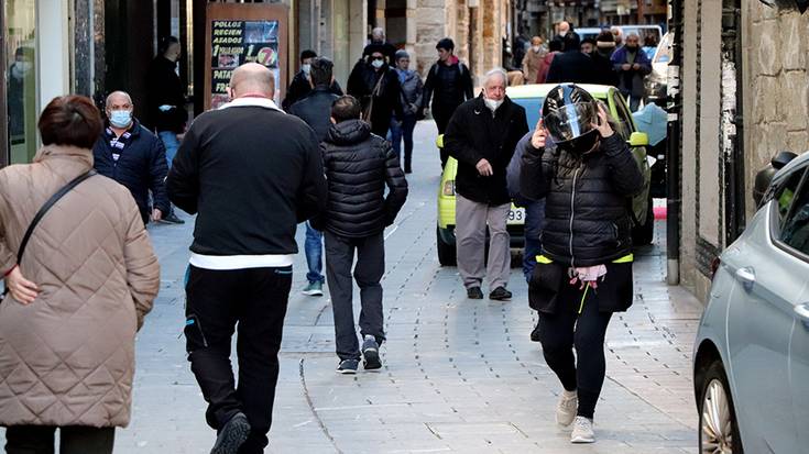 Azken lau egunetan 42 kasu positibo atzeman dituzte Elgoibarren, eta 11 Mendaron