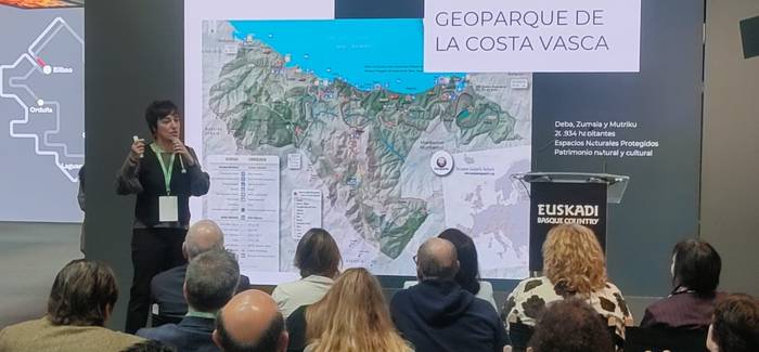 Euskal Kostaldeko Geoparkeko ordezkariak Europako Geoparkeen batzarrean parte hartzen ari dira