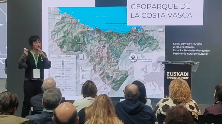 Euskal Kostaldeko Geoparkeko ordezkariak Europako Geoparkeen batzarrean parte hartzen ari dira