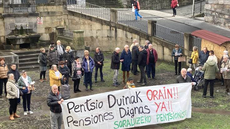 Pentsioen aldeko borrokak fruituak eman dituela nabarmendu zuten