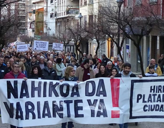 Urtiako proiektuan epeak betetzen ari ez direla salatu du saihesbidearen aldeko plataformak