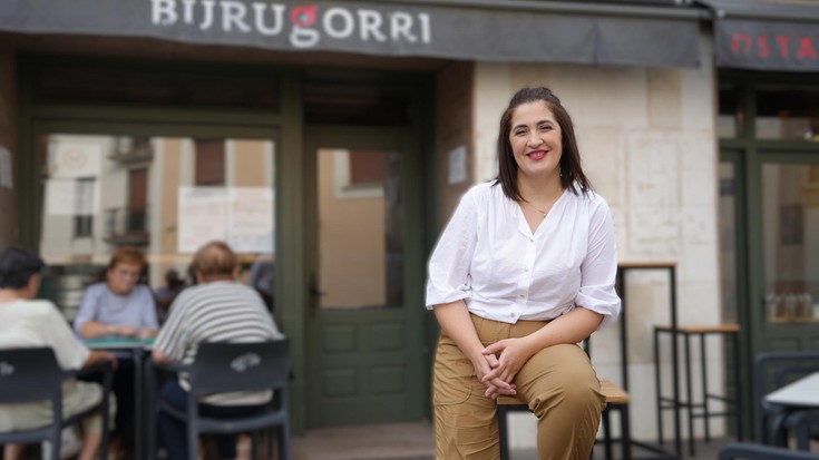 Lavinia Stefanica: "Nire etxea hemen dago; itziartar bat gehiago naiz"