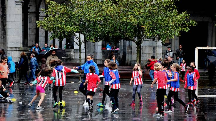 Futbol harrobia plazara atera zuen C.D. Elgoibarrek