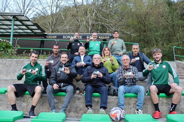 Bazkideak egiteko kanpaina abian du Soraluze Futbol Taldeak
