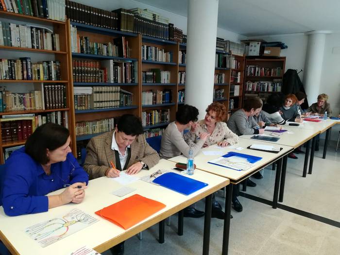 Zabalik da Debabarreneko Esperientzia Eskolan matrikulatzeko epea