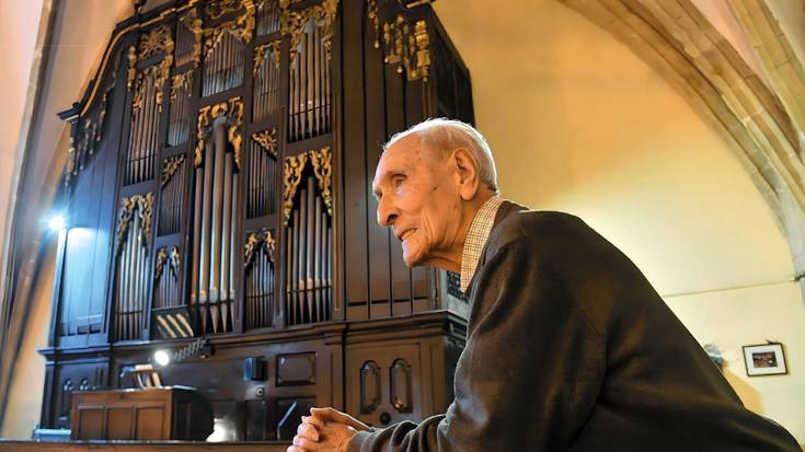 Juan Mari Aizpurua musikariari omenaldi berezia egingo diote Itziarren