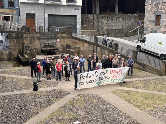 Maiatzaren 7an Gasteizen mobilizatuko dira gutxieneko pentsioen eta LGSren arteko parekidetasuna exijitzeko