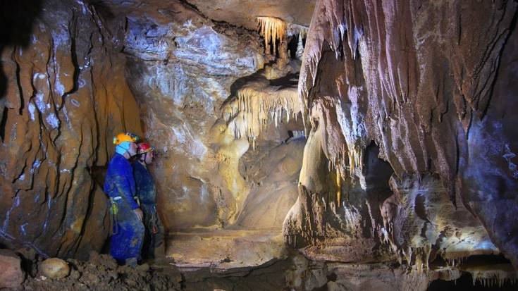 Mendaroko ondare geologiko, espeleologiko eta arkeologikoa ezagutarazteko egitasmoa abian da