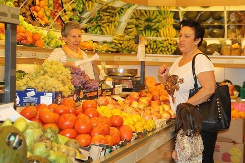 Sinadura bilketa, merkataritza ordutegien liberalizazioaren aurka