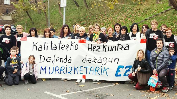 Irakasleen gehiengoak egin du bat grebarekin Elgoibarren eta Mendaron