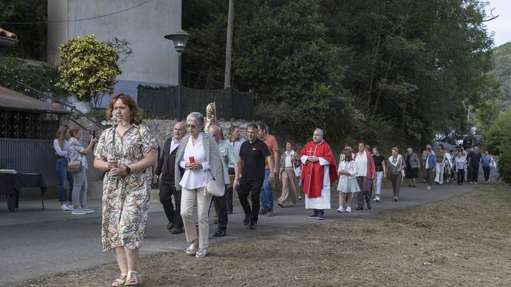 San Antolin jaiak ospatzen dihardute Arriaga auzoan