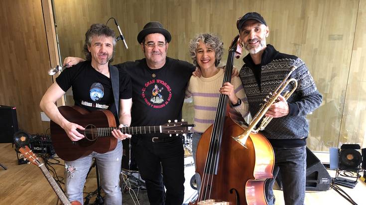 Zapatu eguerdian Diablues & Bluezifer taldeak Bergarako Bluesa ekarriko du Plaza Barrira