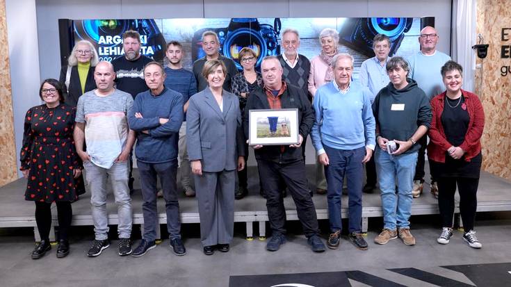 Foru Aldundiak 2026ko egutegiaren 40.000 ale banatuko ditu Gipuzkoan