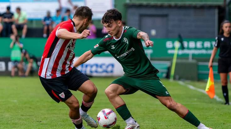 Eric Perez SD Eibarko jokalari ermuarrak Barakaldon jokatuko du, utzita