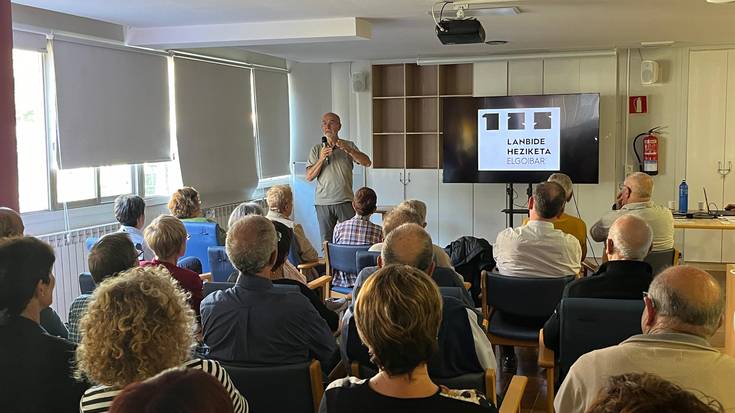 Elgoibarko Lanbide Heziketaren testuingu historikoa izan dute aztergai Jubilatuen Biltokian