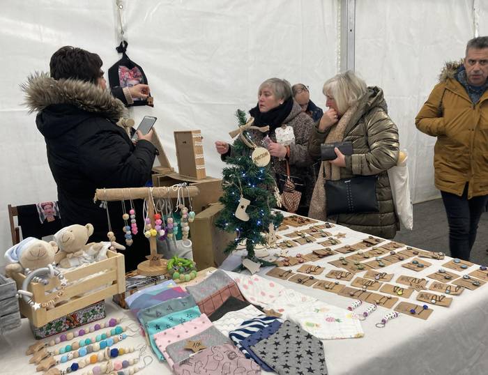 Gaur artisauen Gabonetako azoka