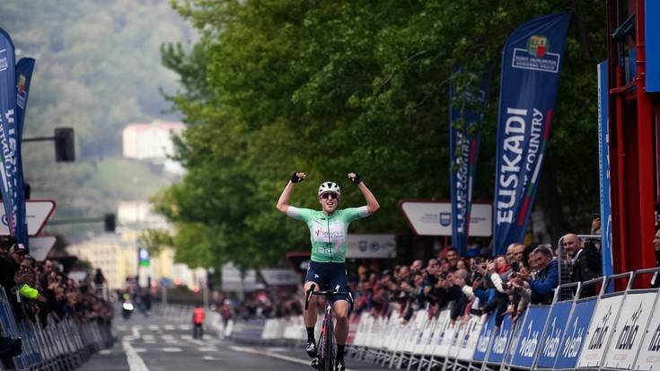 Itzulia Women lasterketa Soraluzetik pasako da, bihar