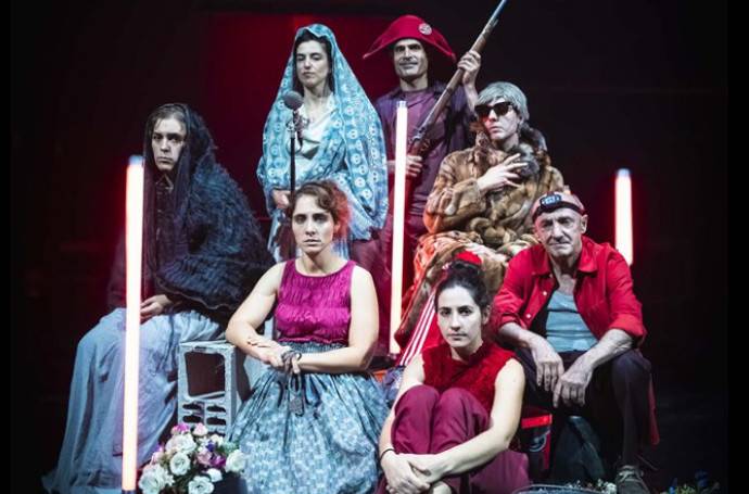 Barrenak 16 sarrera zozkatuko ditu Eibarko Antzerki Jardunaldietako euskarazko antzezlanak ikusteko