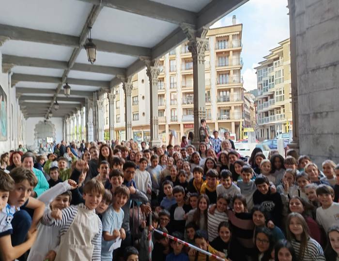 92 gaztetxok eman dute izena ostiralean jokatuko den paella lehiaketan