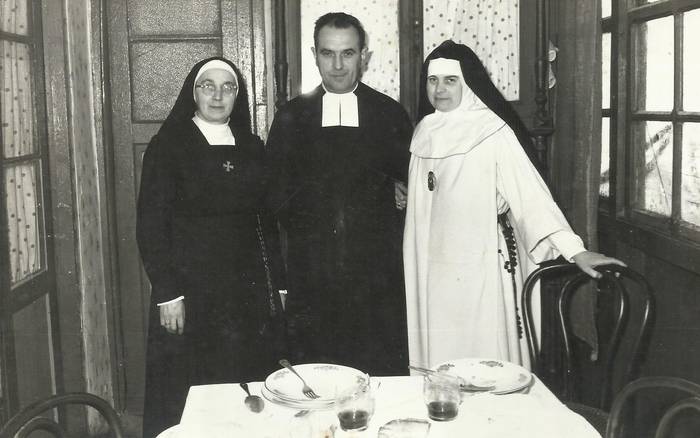 Familian hiru erlijioso