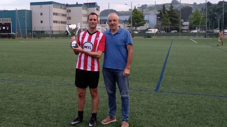 Los Bittors talde elgoibartarra gailendu da Zumaiako 7ko futboleko txapelketan