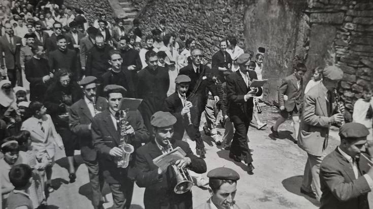 Miguel Mari Saenz de Cabezón abade egin berritan