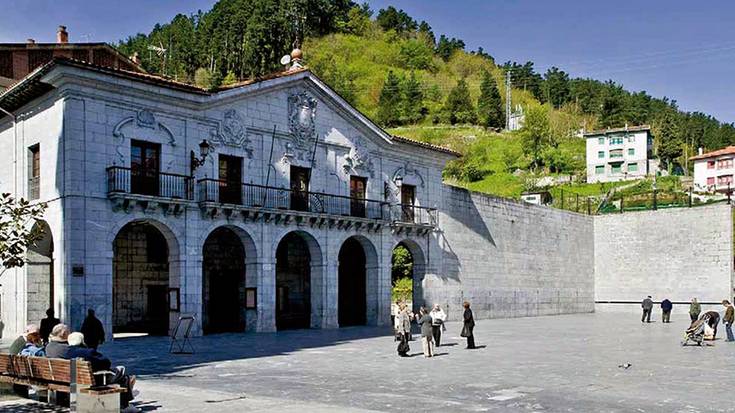 Elgoibarko Udalak administrari laguntzaile bat eta obra zibiletako ingeniari bat kontratatuko ditu, aldi baterako