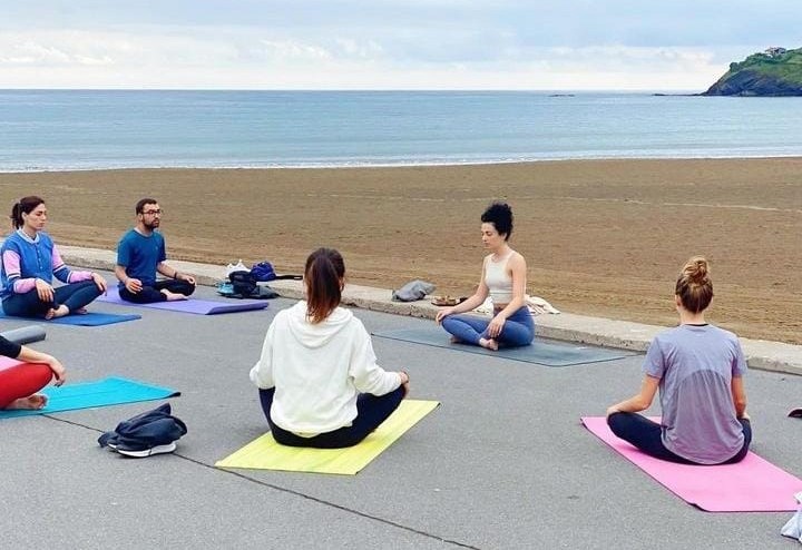 Maialen Solabarrietak yoga tailerra eskainiko du Gure Giroren baitan