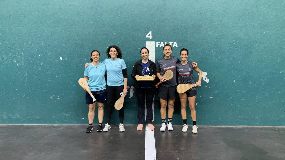 Debako XIII. Nesken Pala Txapelketa