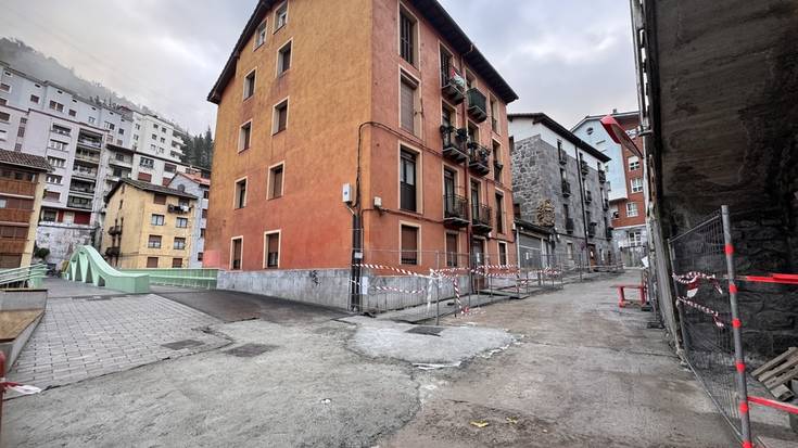 Gabolatseko zubia eta Baltegieta zirkulaziorako zabalik