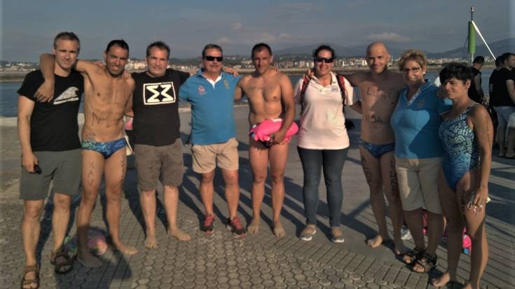 Marea Urdina itsas zeharkaldiaren jarraipen ontziko patroi lanak egin ditu Roberto Andonegi elgoibartarrak
