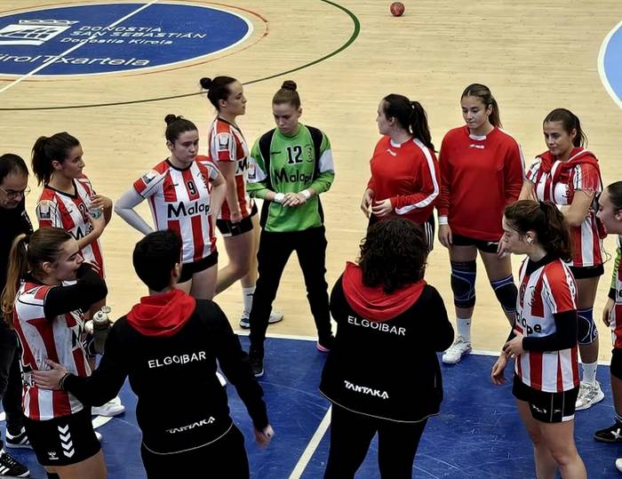 Sanloko senior taldeek Olaizagan agurtuko dute urtea