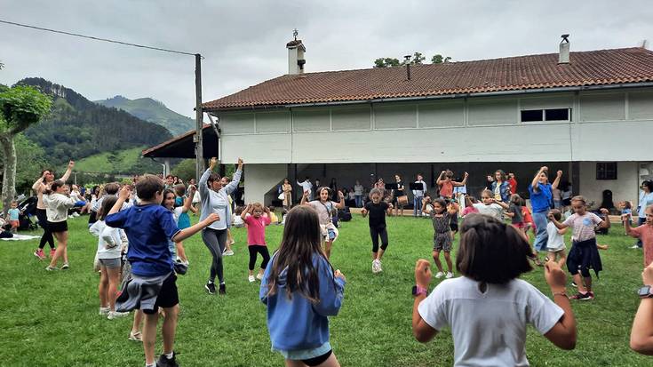 Erromeria familian