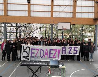 Indarkeria matxistaren kontrako aldarria ozen entzun da Elgoibar BHI institutuan