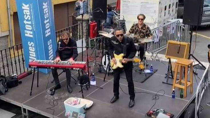 Errabal Elkartea tabernariekin batu da Blues Hotsak prestatzen hasteko