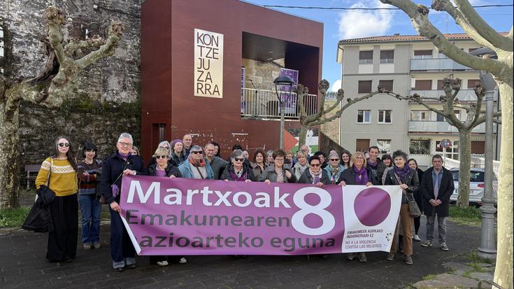 Diskurtso misoginoen kontra eta berdintasunaren alde elkarretaratu dira mallabitarrak