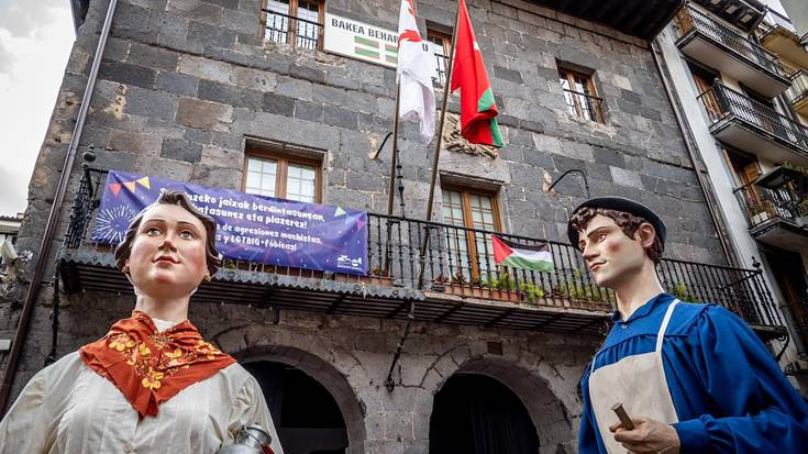 Santiago eta Santa Ana jai partehartzaile eta ederrak izan dira aurtengoak; Udalak herritarrekin osatu nahi du jaien balorazioa