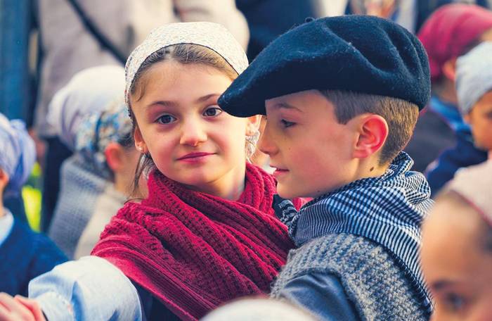 Zorionak, Sare eta Auritz